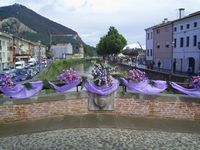 <p>Rocca in fiore 2013 - Ponte della pescheria</p>